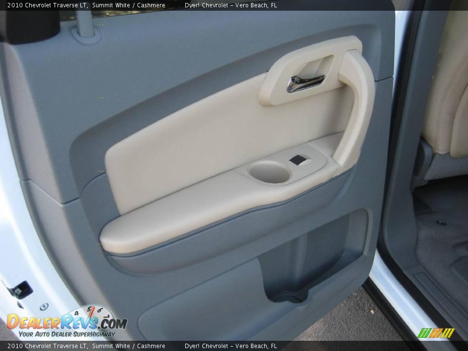 2010 Chevrolet Traverse LT Summit White / Cashmere Photo #10