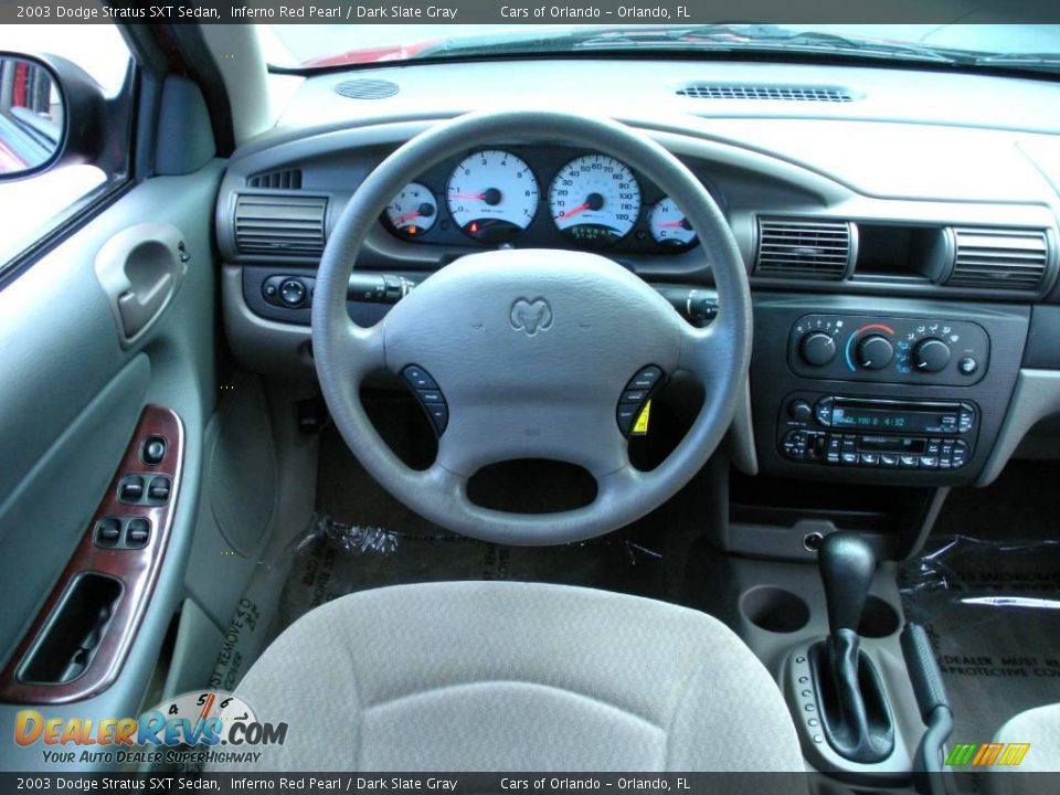 2003 Dodge Stratus SXT Sedan Inferno Red Pearl / Dark Slate Gray Photo #23