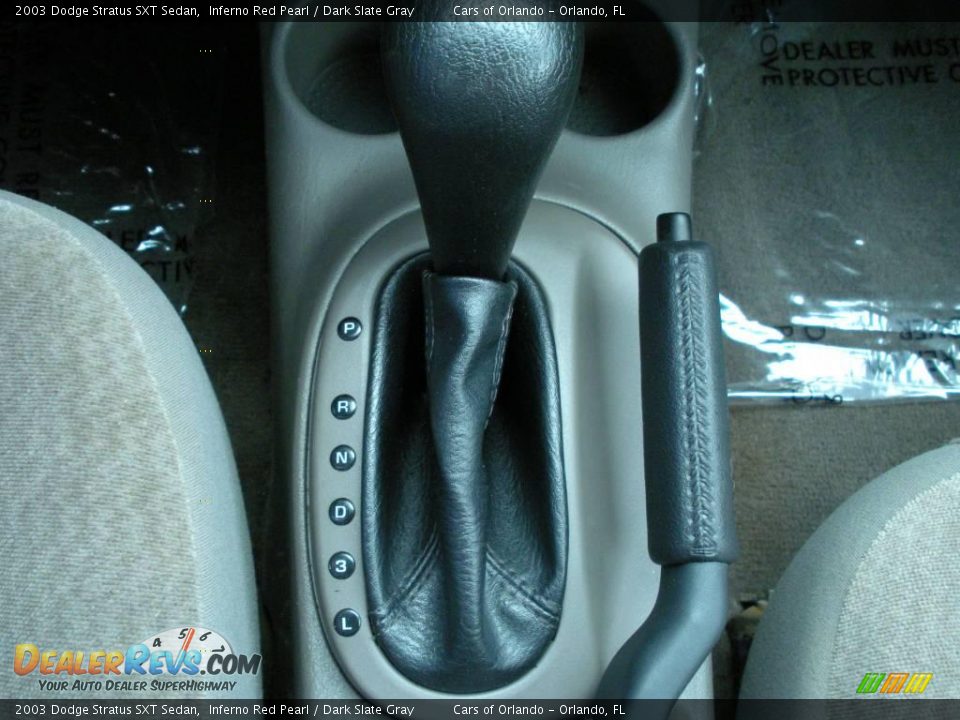 2003 Dodge Stratus SXT Sedan Inferno Red Pearl / Dark Slate Gray Photo #29