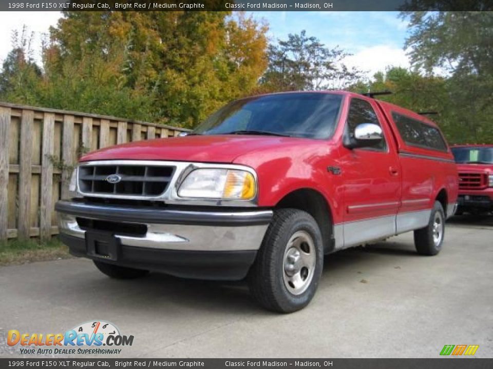 1998 Ford F150 XLT Regular Cab Bright Red / Medium Graphite Photo #1