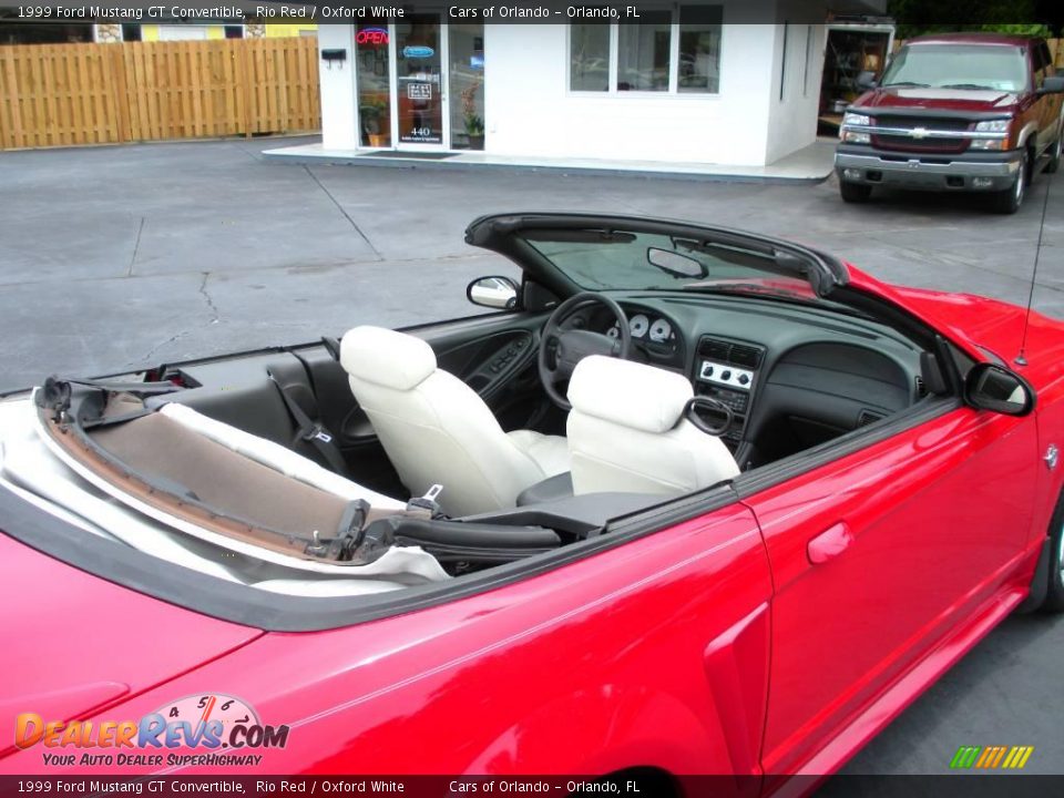 1999 Ford Mustang GT Convertible Rio Red / Oxford White Photo #13