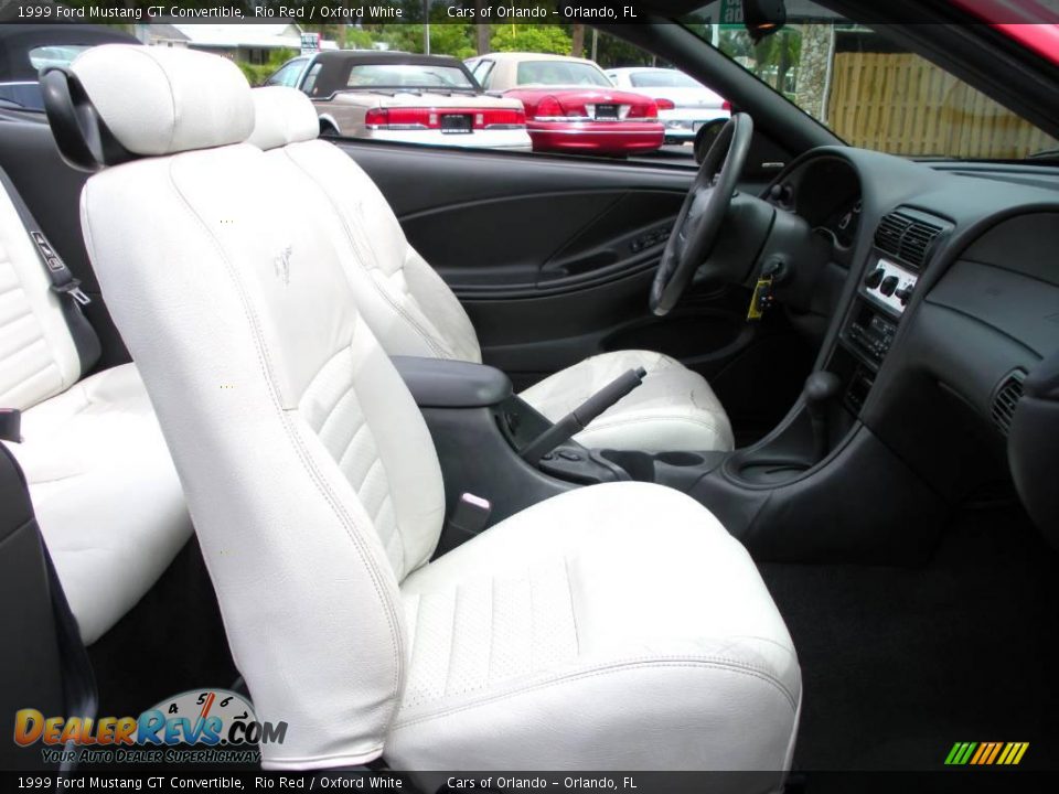 1999 Ford Mustang GT Convertible Rio Red / Oxford White Photo #27