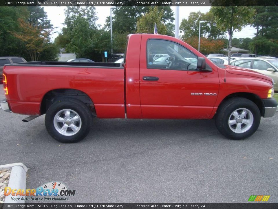 2005 Dodge Ram 1500 ST Regular Cab Flame Red / Dark Slate Gray Photo #9