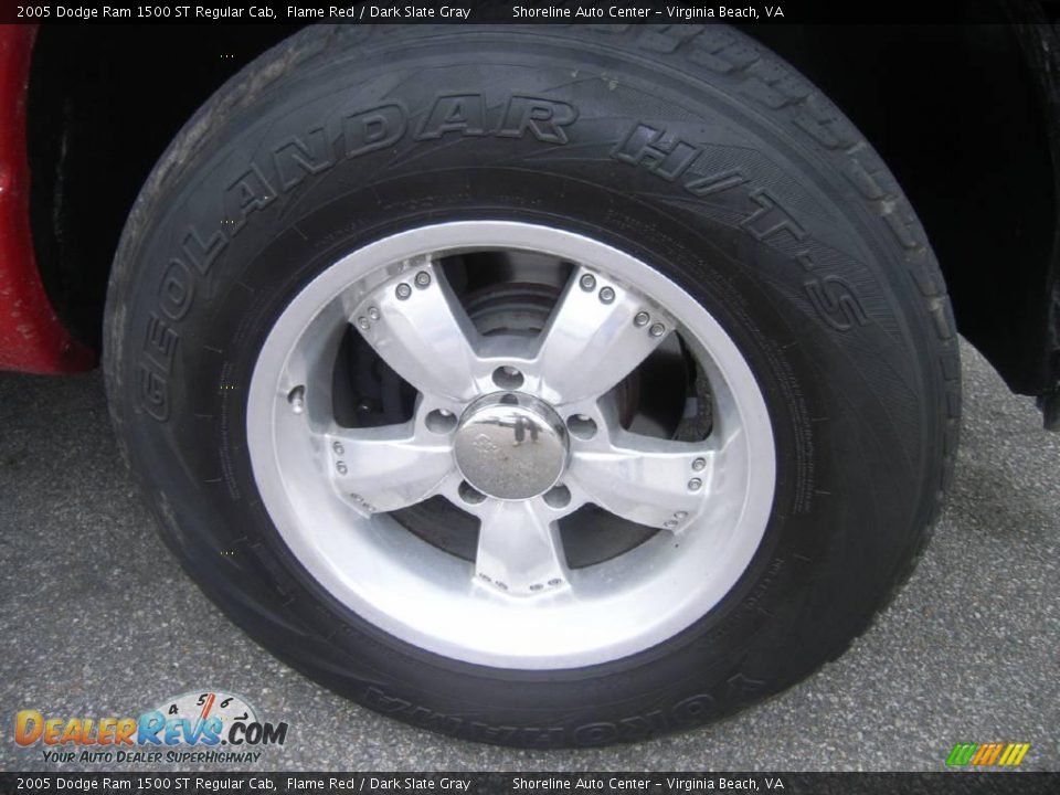 2005 Dodge Ram 1500 ST Regular Cab Flame Red / Dark Slate Gray Photo #11