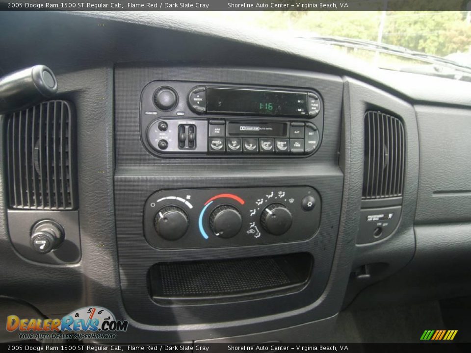 2005 Dodge Ram 1500 ST Regular Cab Flame Red / Dark Slate Gray Photo #16