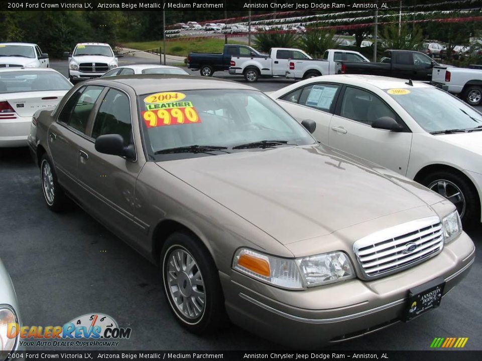 2004 Ford Crown Victoria LX Arizona Beige Metallic / Medium Parchment Photo #1