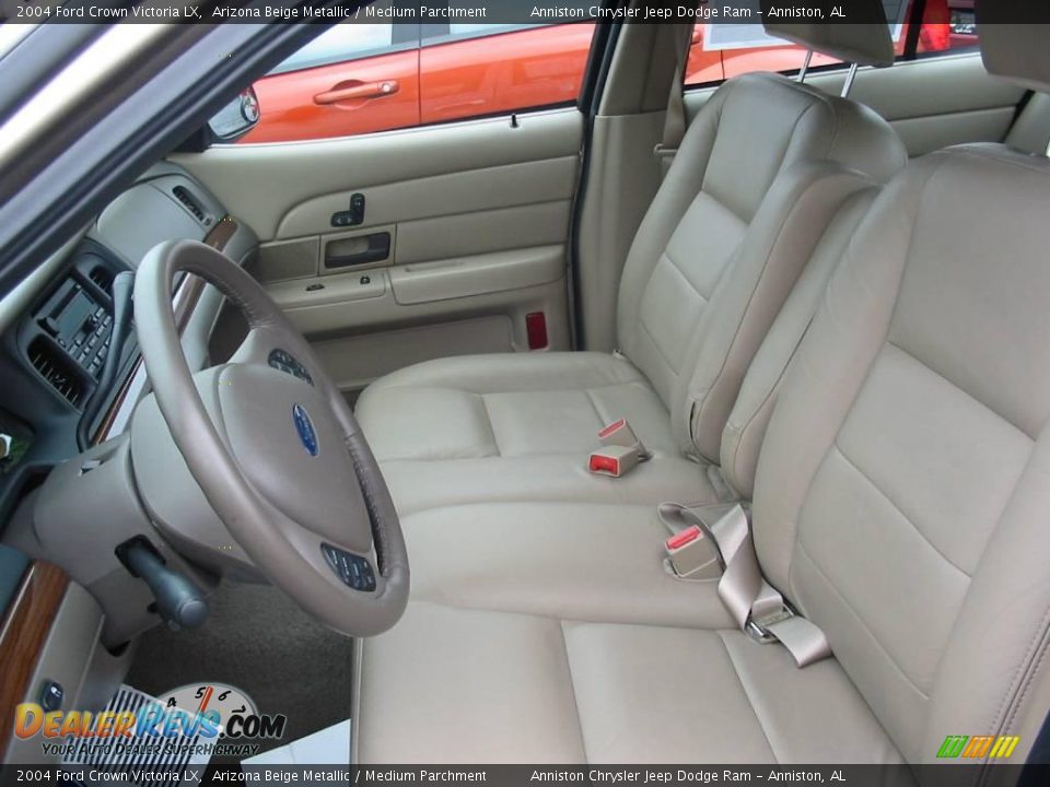 2004 Ford Crown Victoria LX Arizona Beige Metallic / Medium Parchment Photo #4