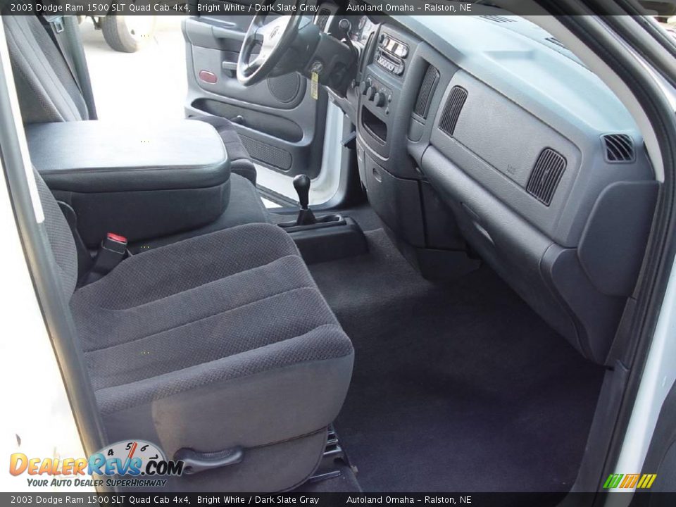 2003 Dodge Ram 1500 SLT Quad Cab 4x4 Bright White / Dark Slate Gray Photo #19