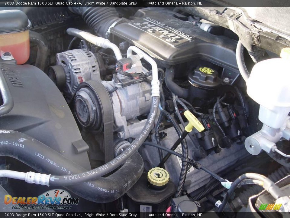2003 Dodge Ram 1500 SLT Quad Cab 4x4 Bright White / Dark Slate Gray Photo #25