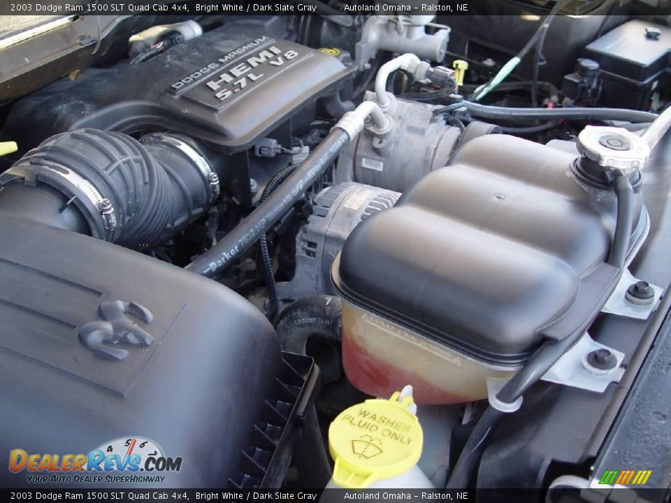 2003 Dodge Ram 1500 SLT Quad Cab 4x4 Bright White / Dark Slate Gray Photo #26