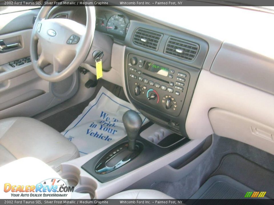 2002 Ford Taurus SES Silver Frost Metallic / Medium Graphite Photo #11