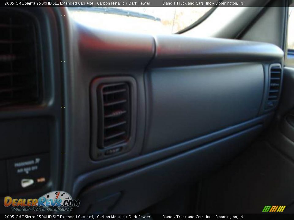 2005 GMC Sierra 2500HD SLE Extended Cab 4x4 Carbon Metallic / Dark Pewter Photo #20