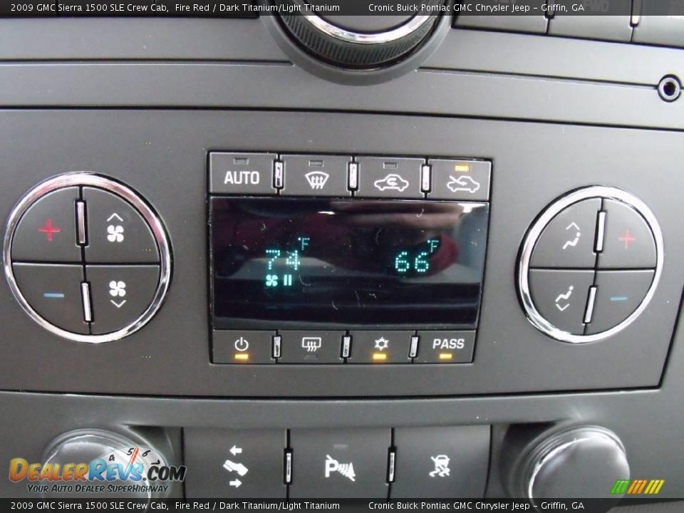 2009 GMC Sierra 1500 SLE Crew Cab Fire Red / Dark Titanium/Light Titanium Photo #20