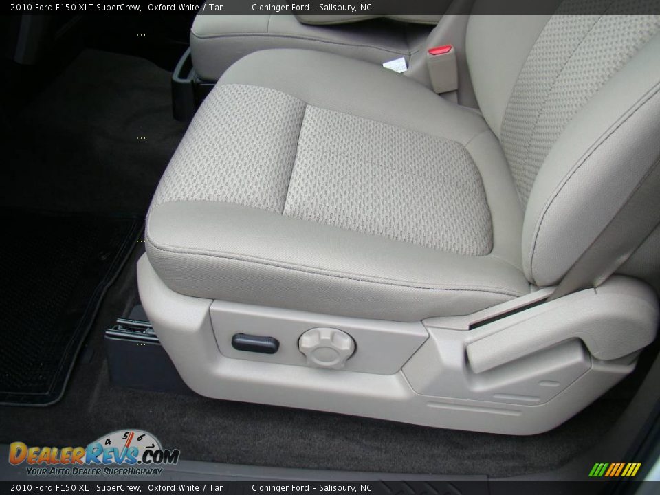 2010 Ford F150 XLT SuperCrew Oxford White / Tan Photo #17