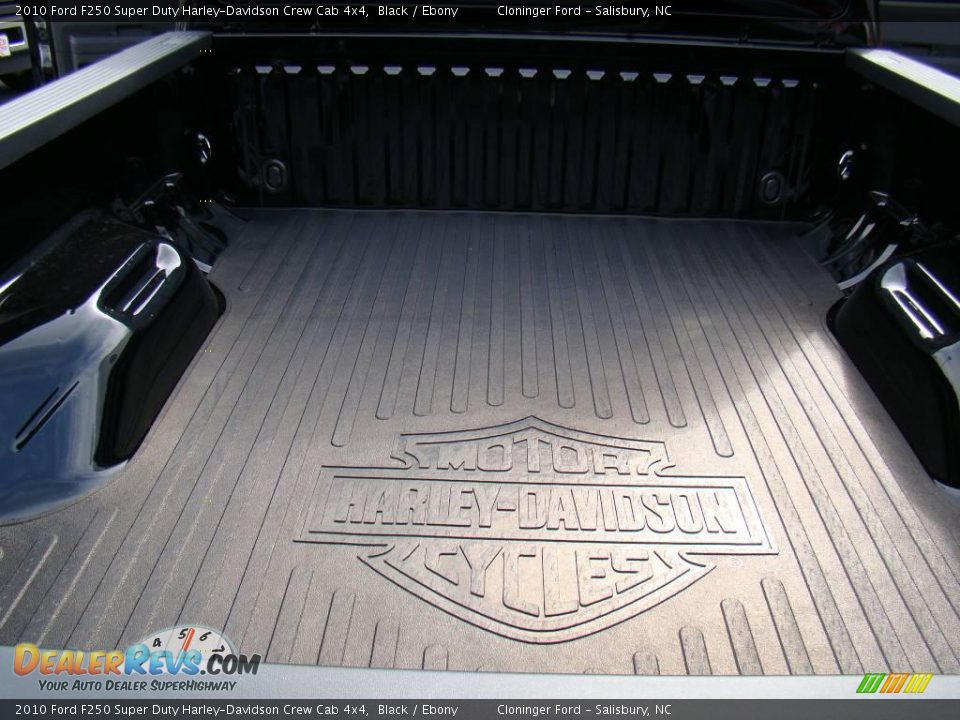 2010 Ford F250 Super Duty Harley-Davidson Crew Cab 4x4 Black / Ebony Photo #10