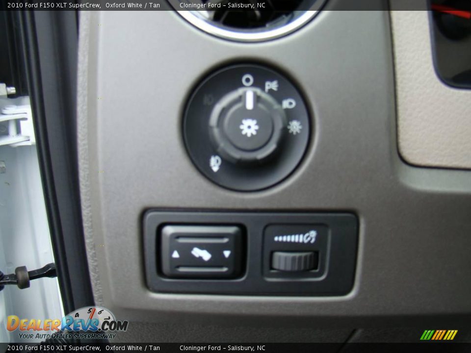 2010 Ford F150 XLT SuperCrew Oxford White / Tan Photo #25