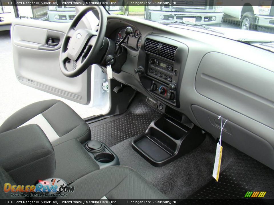 2010 Ford Ranger XL SuperCab Oxford White / Medium Dark Flint Photo #11