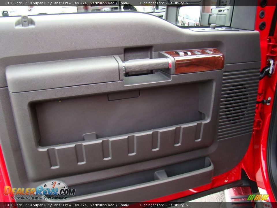 2010 Ford F250 Super Duty Lariat Crew Cab 4x4 Vermillion Red / Ebony Photo #17