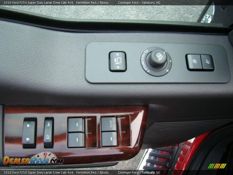 2010 Ford F250 Super Duty Lariat Crew Cab 4x4 Vermillion Red / Ebony Photo #18