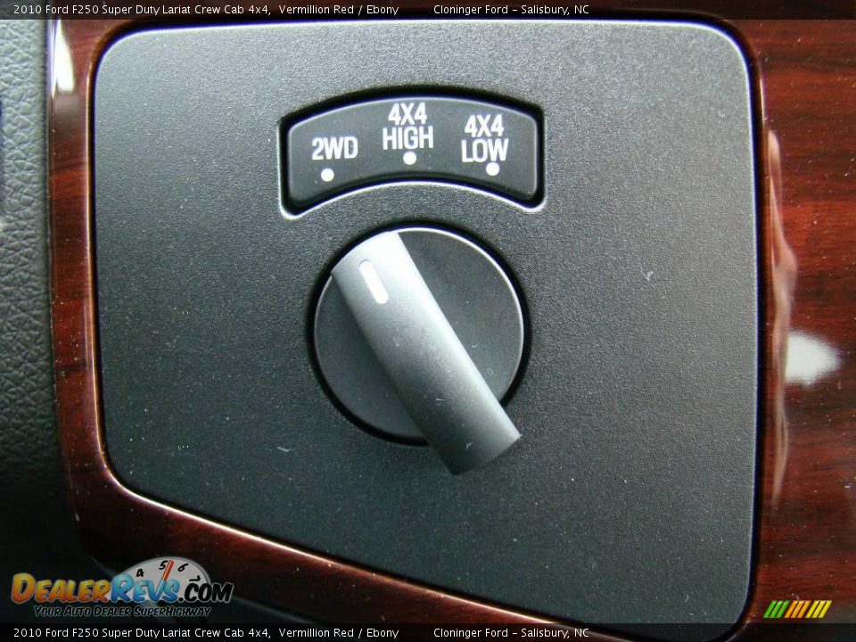 2010 Ford F250 Super Duty Lariat Crew Cab 4x4 Vermillion Red / Ebony Photo #25