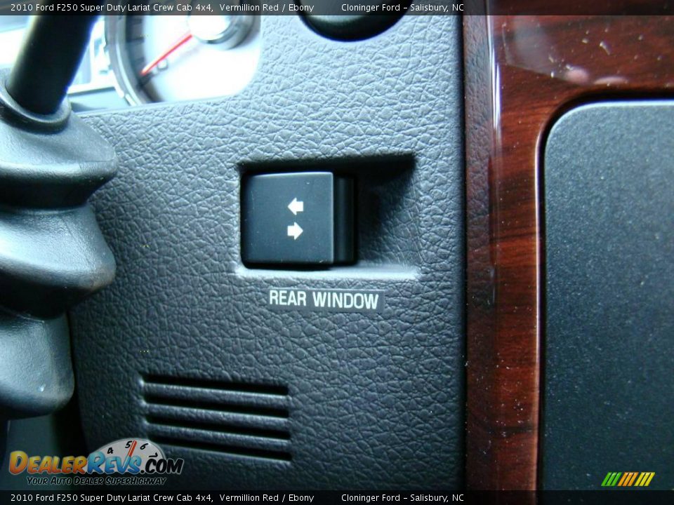 2010 Ford F250 Super Duty Lariat Crew Cab 4x4 Vermillion Red / Ebony Photo #27