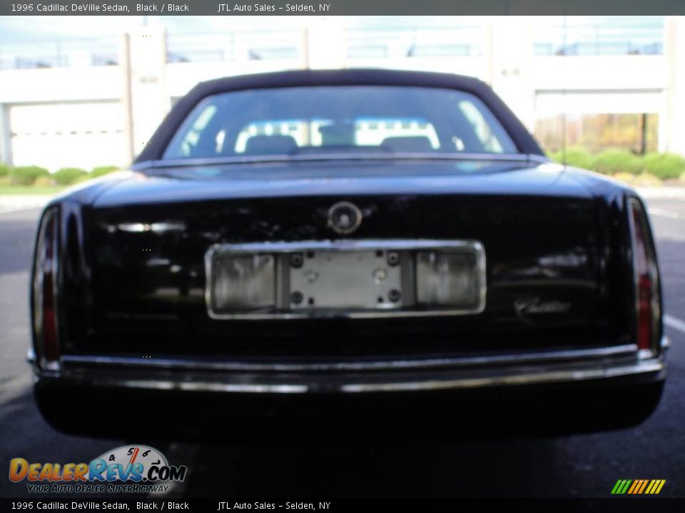 1996 Cadillac DeVille Sedan Black / Black Photo #4