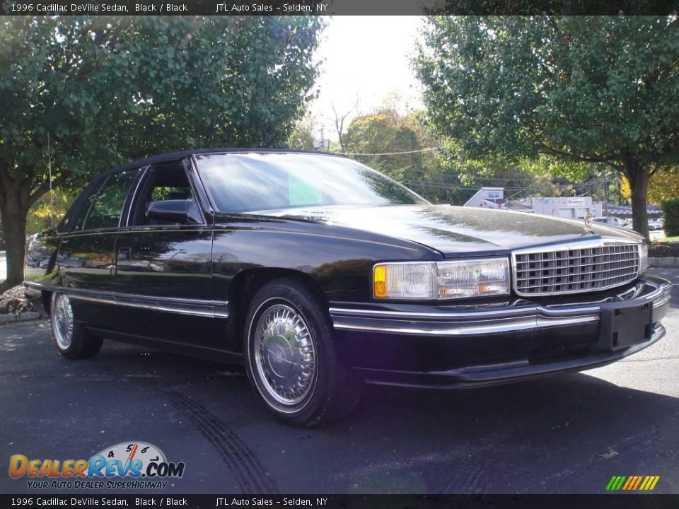 1996 Cadillac DeVille Sedan Black / Black Photo #7