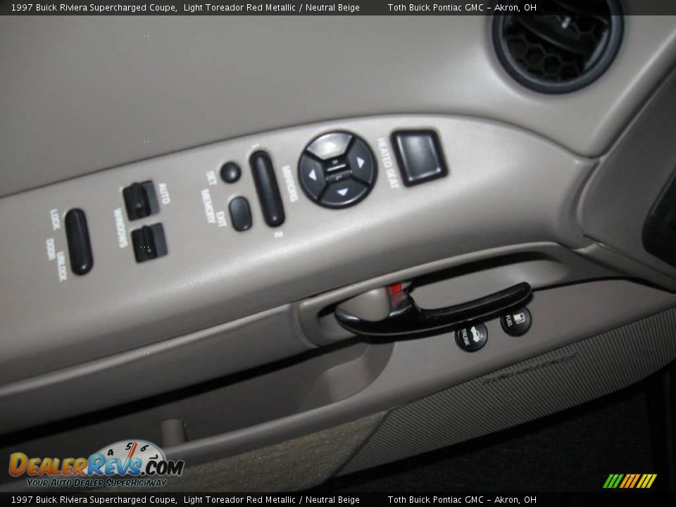 1997 Buick Riviera Supercharged Coupe Light Toreador Red Metallic / Neutral Beige Photo #7