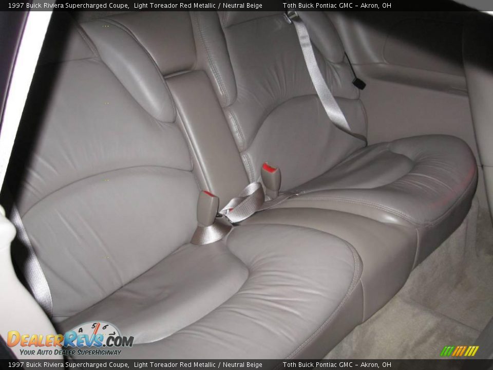 1997 Buick Riviera Supercharged Coupe Light Toreador Red Metallic / Neutral Beige Photo #14