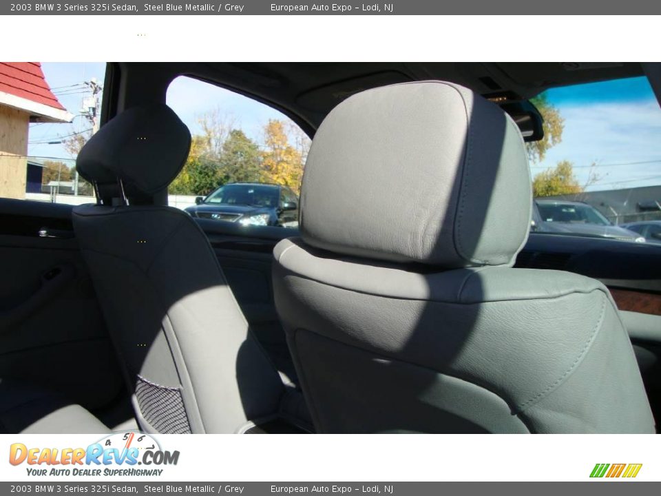 2003 BMW 3 Series 325i Sedan Steel Blue Metallic / Grey Photo #10