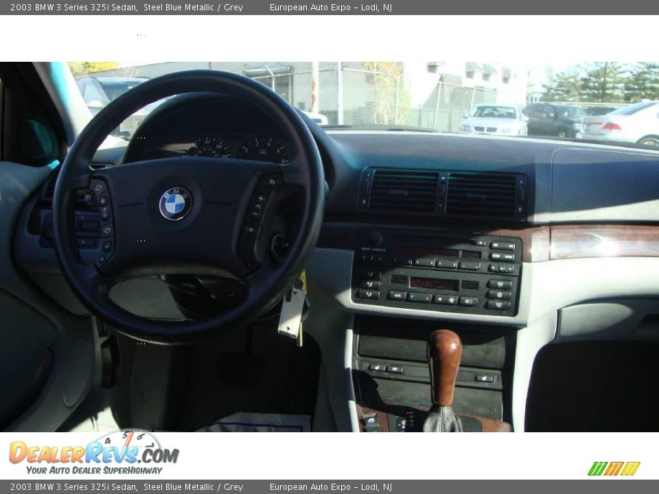 2003 BMW 3 Series 325i Sedan Steel Blue Metallic / Grey Photo #14