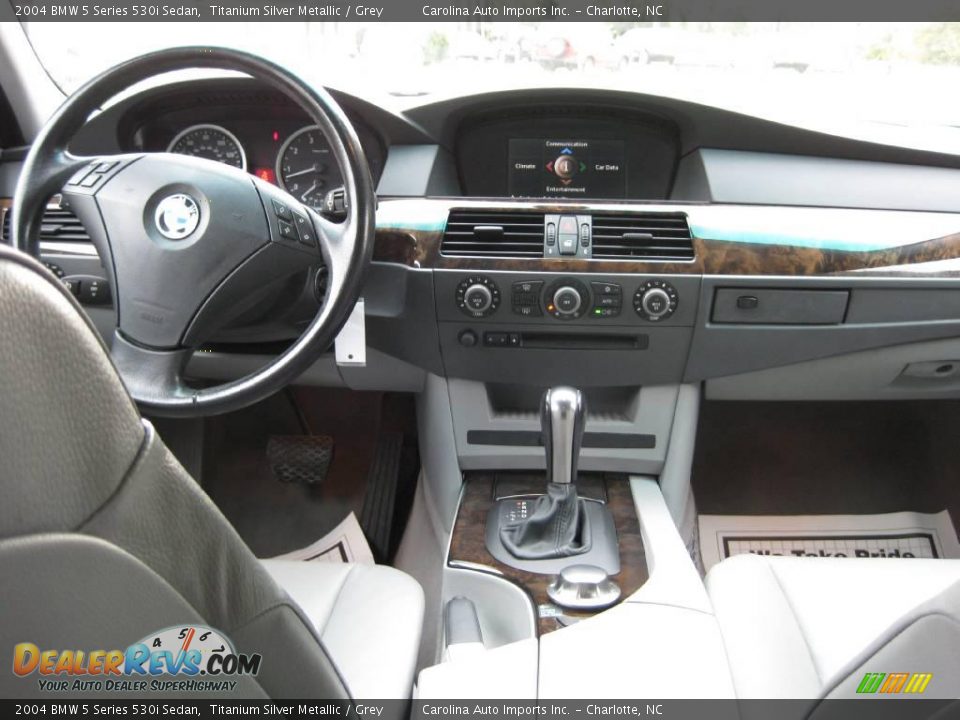2004 BMW 5 Series 530i Sedan Titanium Silver Metallic / Grey Photo #11