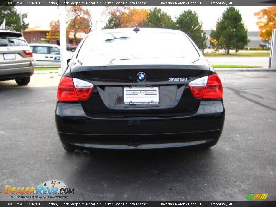 2006 BMW 3 Series 325i Sedan Black Sapphire Metallic / Terra/Black Dakota Leather Photo #4