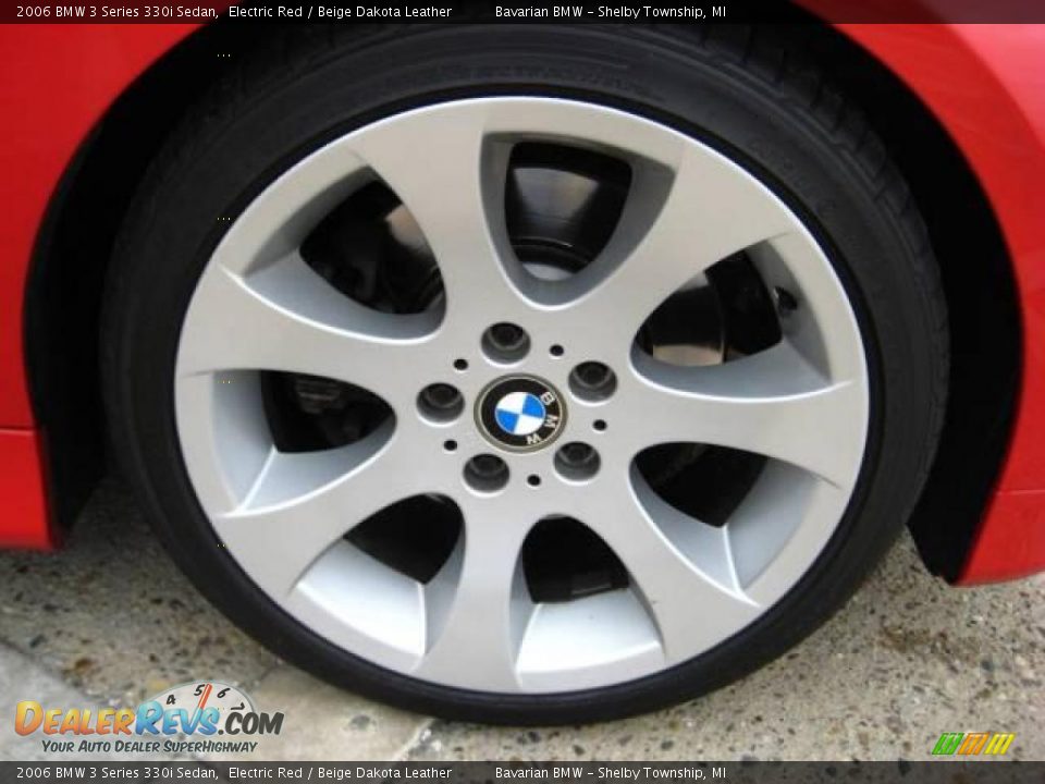 2006 BMW 3 Series 330i Sedan Electric Red / Beige Dakota Leather Photo #10