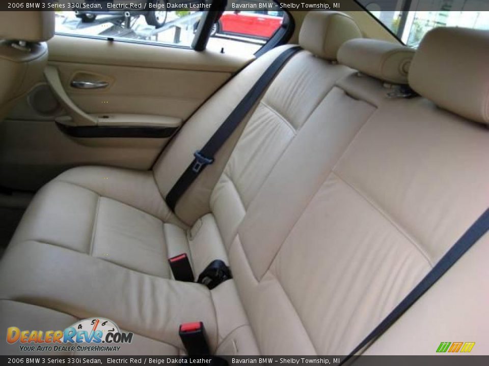 2006 BMW 3 Series 330i Sedan Electric Red / Beige Dakota Leather Photo #15