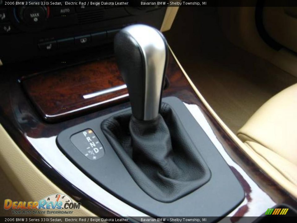 2006 BMW 3 Series 330i Sedan Electric Red / Beige Dakota Leather Photo #20