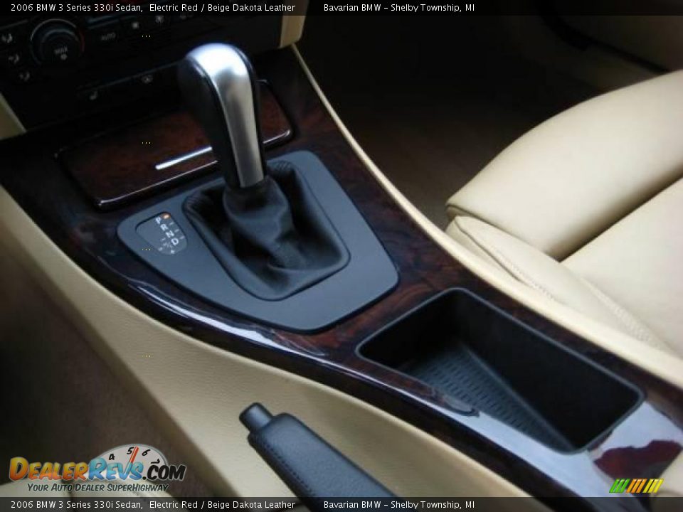 2006 BMW 3 Series 330i Sedan Electric Red / Beige Dakota Leather Photo #21