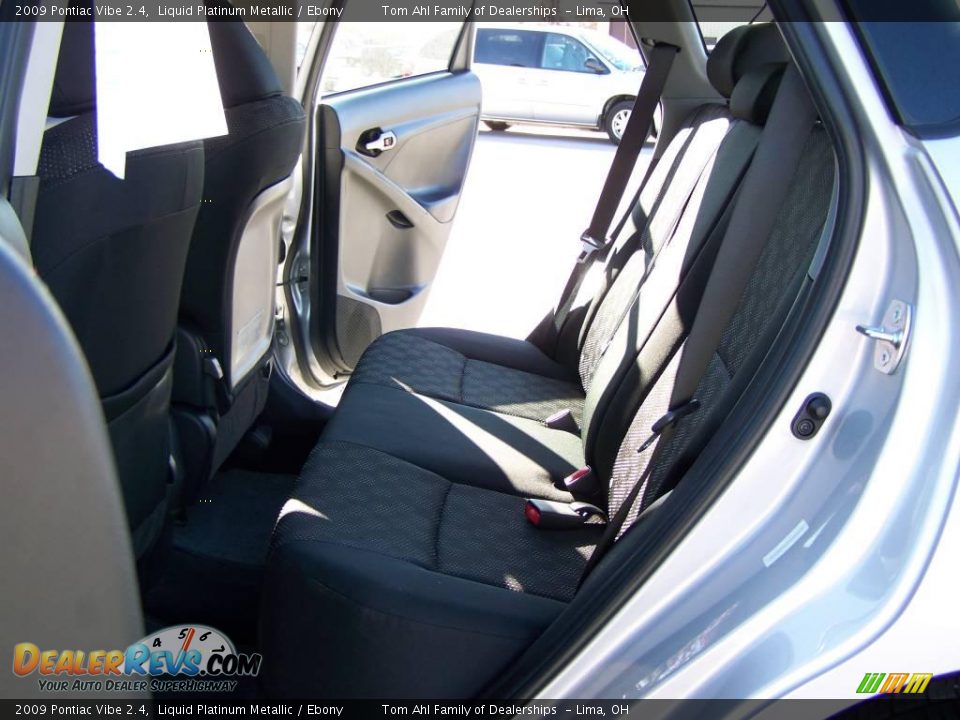 2009 Pontiac Vibe 2.4 Liquid Platinum Metallic / Ebony Photo #8
