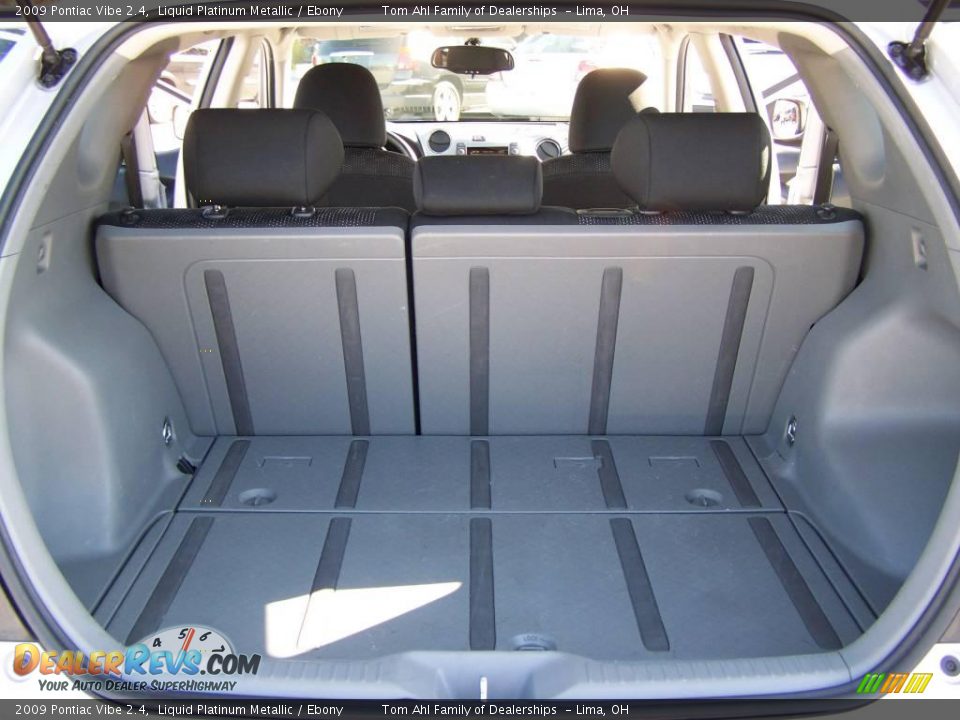 2009 Pontiac Vibe 2.4 Liquid Platinum Metallic / Ebony Photo #9
