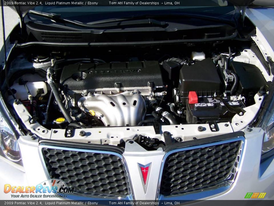 2009 Pontiac Vibe 2.4 Liquid Platinum Metallic / Ebony Photo #13