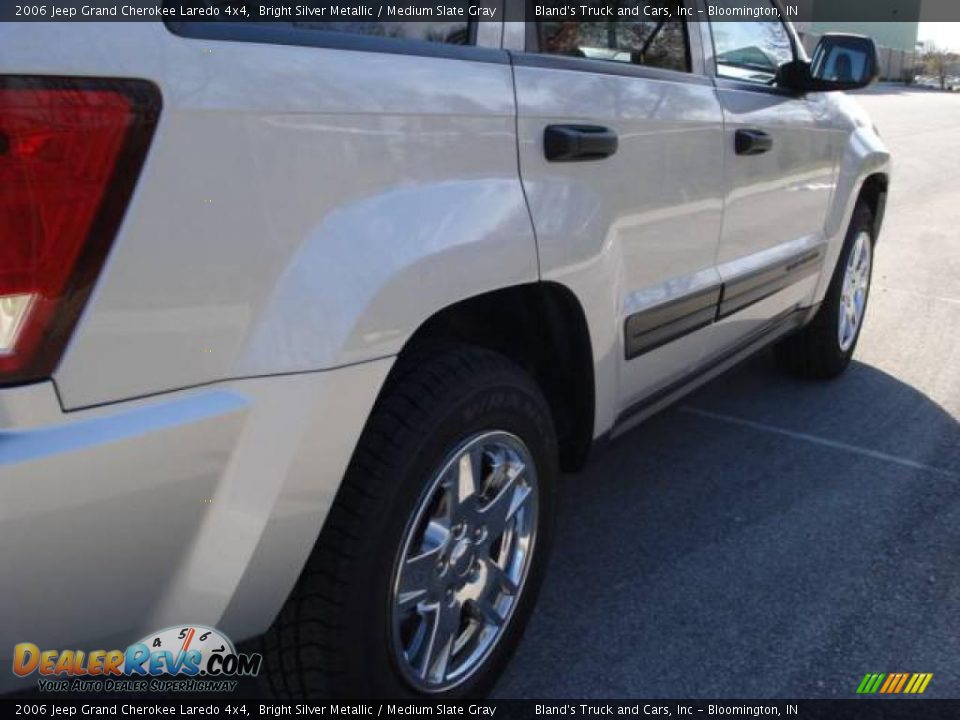 2006 Jeep Grand Cherokee Laredo 4x4 Bright Silver Metallic / Medium Slate Gray Photo #11