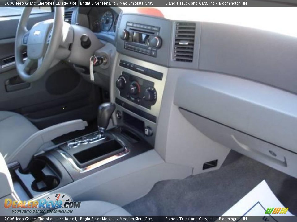 2006 Jeep Grand Cherokee Laredo 4x4 Bright Silver Metallic / Medium Slate Gray Photo #14