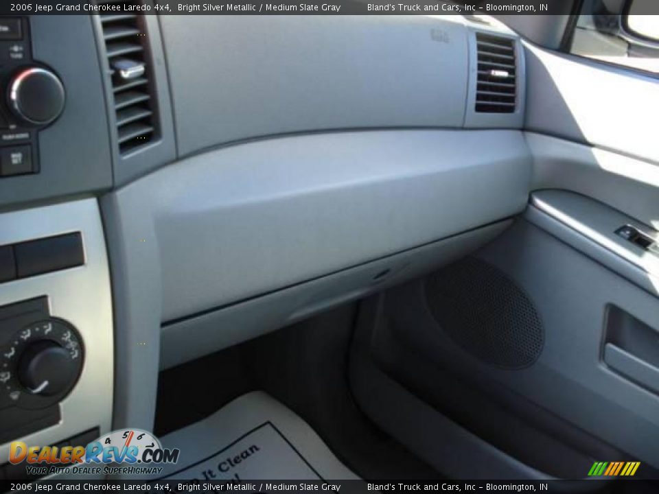 2006 Jeep Grand Cherokee Laredo 4x4 Bright Silver Metallic / Medium Slate Gray Photo #21