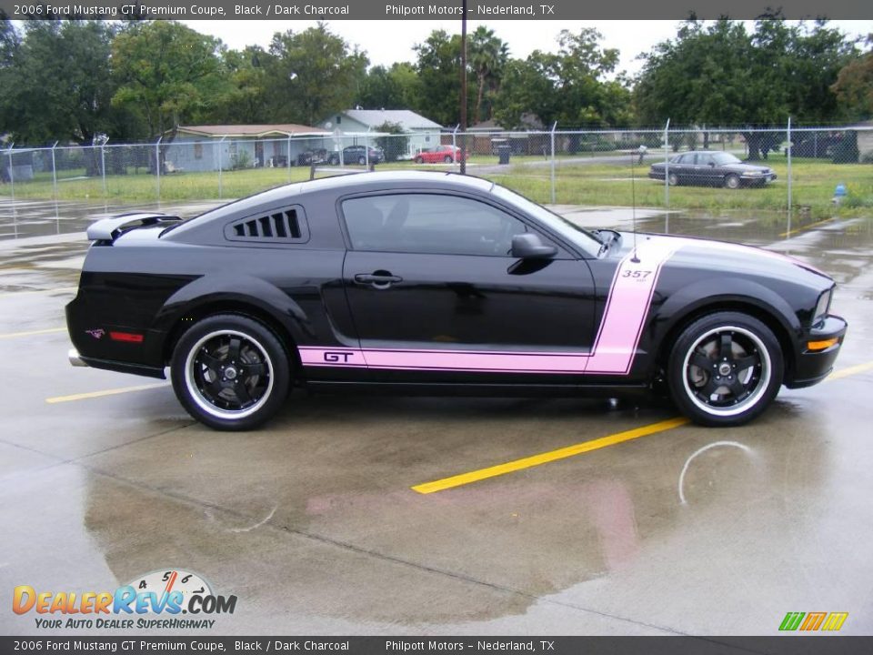 2006 Ford Mustang GT Premium Coupe Black / Dark Charcoal Photo #2