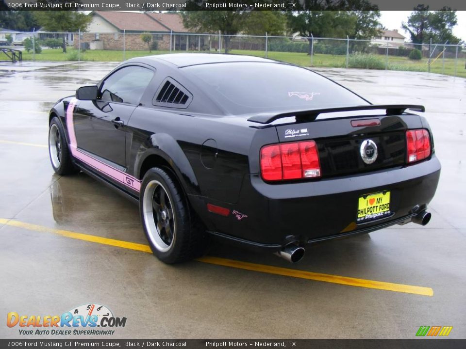 2006 Ford Mustang GT Premium Coupe Black / Dark Charcoal Photo #5