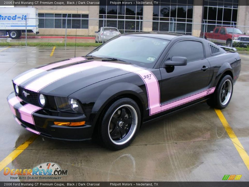 2006 Ford Mustang GT Premium Coupe Black / Dark Charcoal Photo #7
