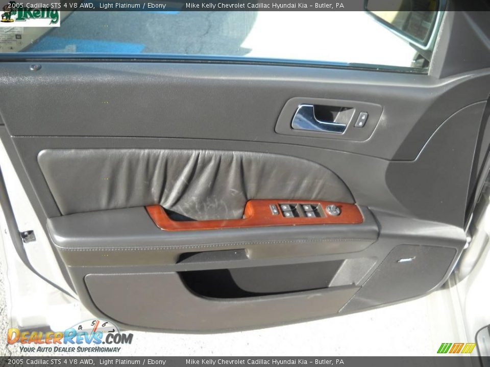 2005 Cadillac STS 4 V8 AWD Light Platinum / Ebony Photo #7