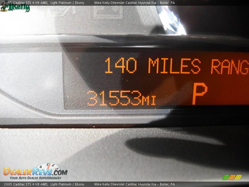 2005 Cadillac STS 4 V8 AWD Light Platinum / Ebony Photo #20