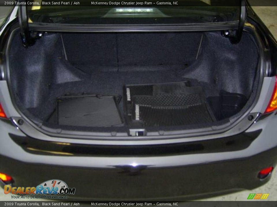 2009 Toyota Corolla Black Sand Pearl / Ash Photo #12