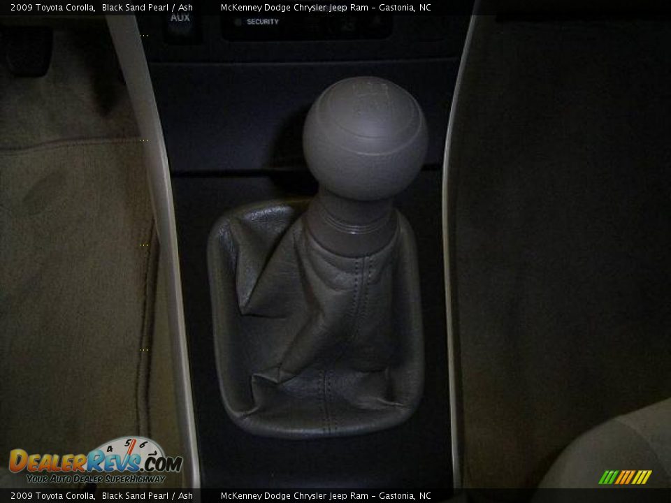 2009 Toyota Corolla Black Sand Pearl / Ash Photo #22